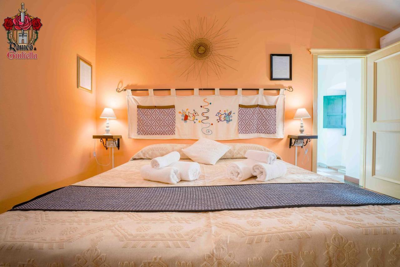 Romeo & Giulietta Rooms Bosa Luaran gambar