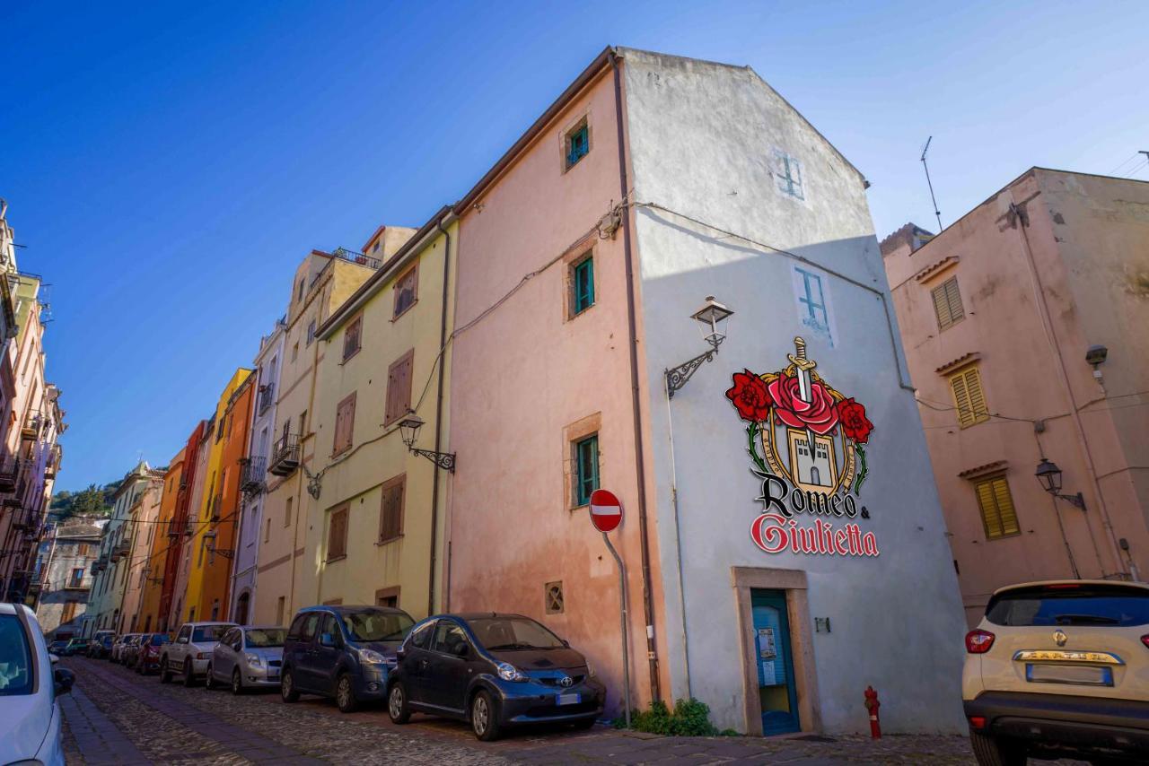 Romeo & Giulietta Rooms Bosa Luaran gambar